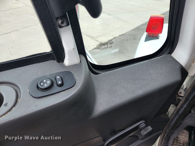 image for item JG9195 2013 International 7400  dump truck