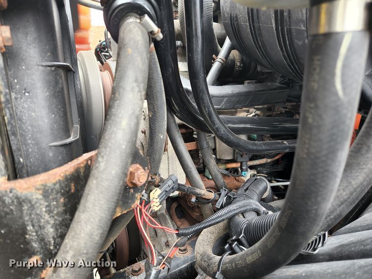 image for item JG9195 2013 International 7400  dump truck