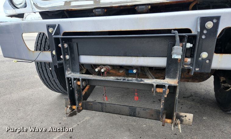 image for item JG9195 2013 International 7400  dump truck