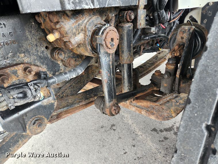 image for item JG9195 2013 International 7400  dump truck