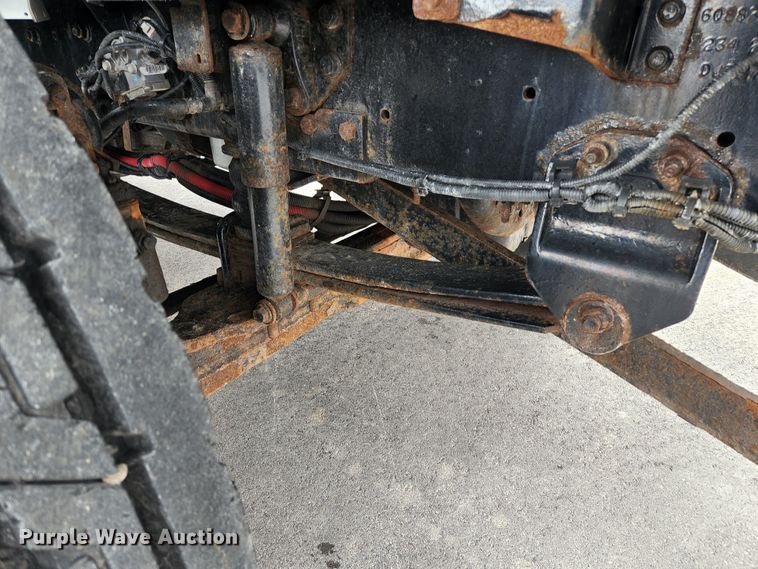 image for item JG9195 2013 International 7400  dump truck