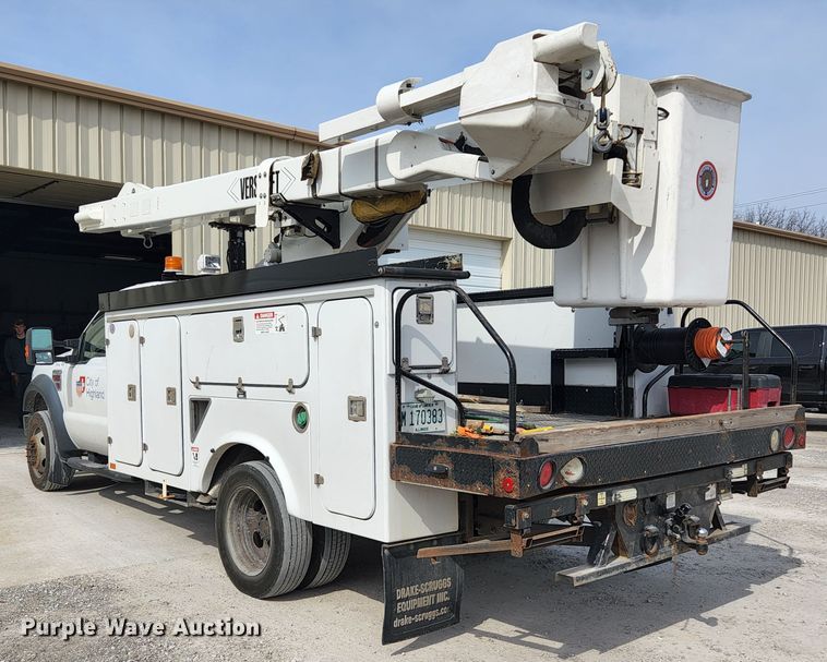 image for item JG9197 2008 Ford F550 Super Duty XL  bucket truck