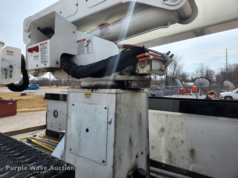 image for item JG9197 2008 Ford F550 Super Duty XL  bucket truck