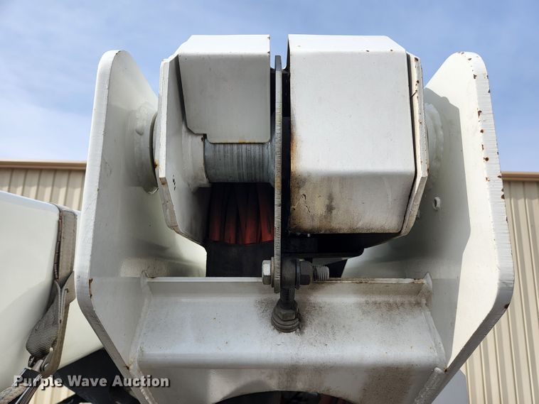 image for item JG9197 2008 Ford F550 Super Duty XL  bucket truck