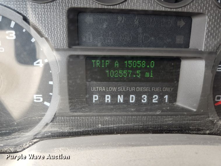 image for item JG9197 2008 Ford F550 Super Duty XL  bucket truck