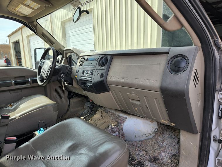 image for item JG9197 2008 Ford F550 Super Duty XL  bucket truck