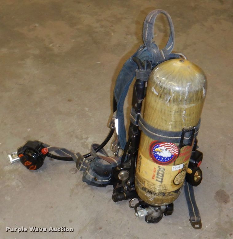 image for item JJ9310 (3) SCBA units