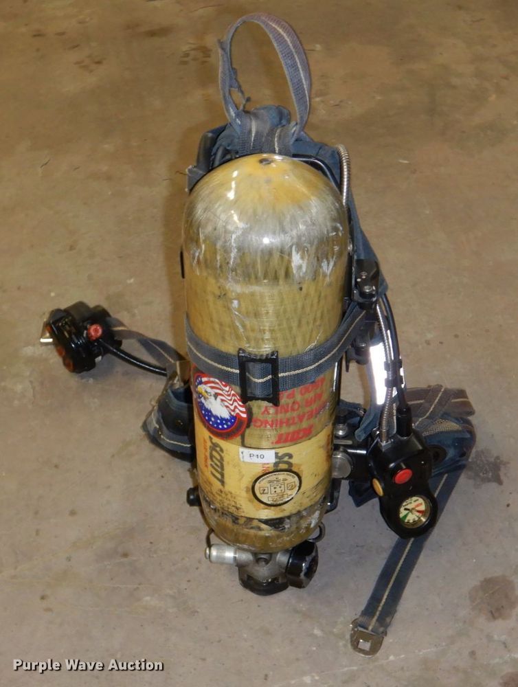 image for item JJ9310 (3) SCBA units