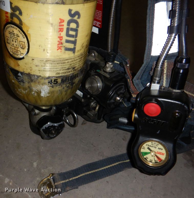 image for item JJ9310 (3) SCBA units