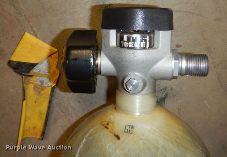 image for item JJ9310 (3) SCBA units