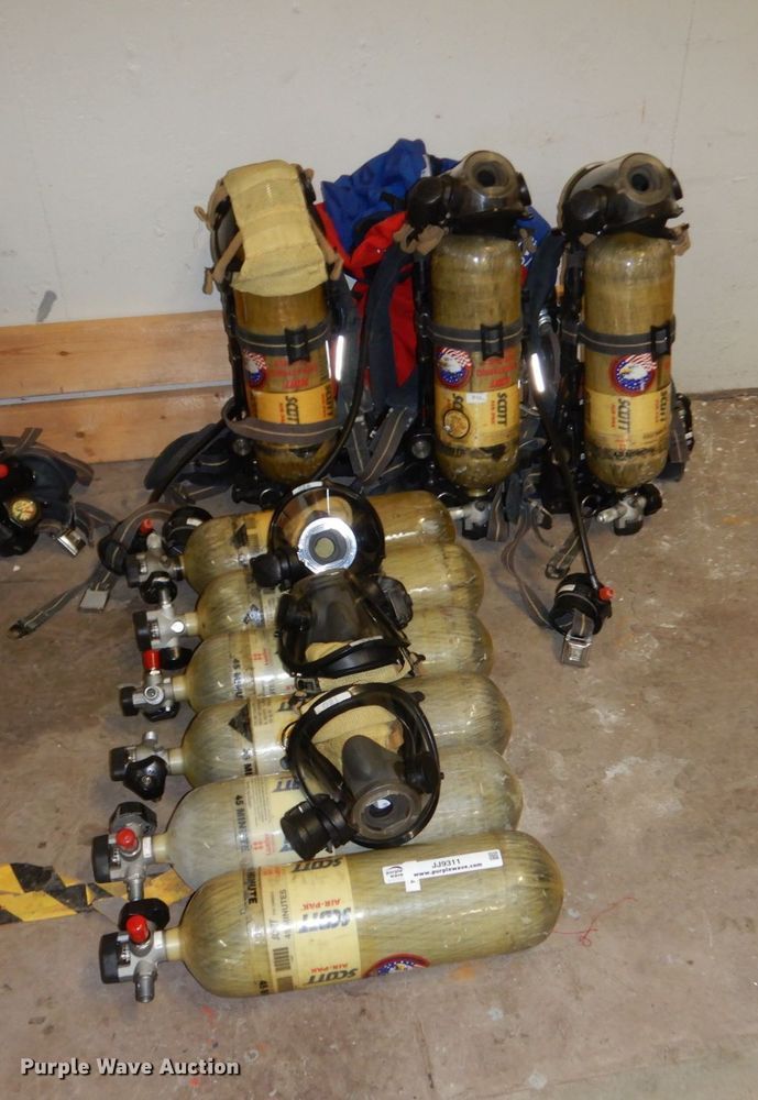 image for item JJ9311 (3) SCBA units