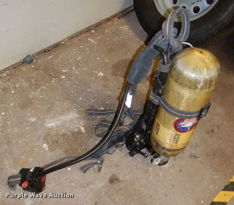 image for item JJ9311 (3) SCBA units