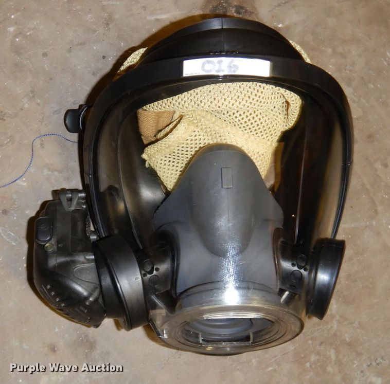 image for item JJ9311 (3) SCBA units