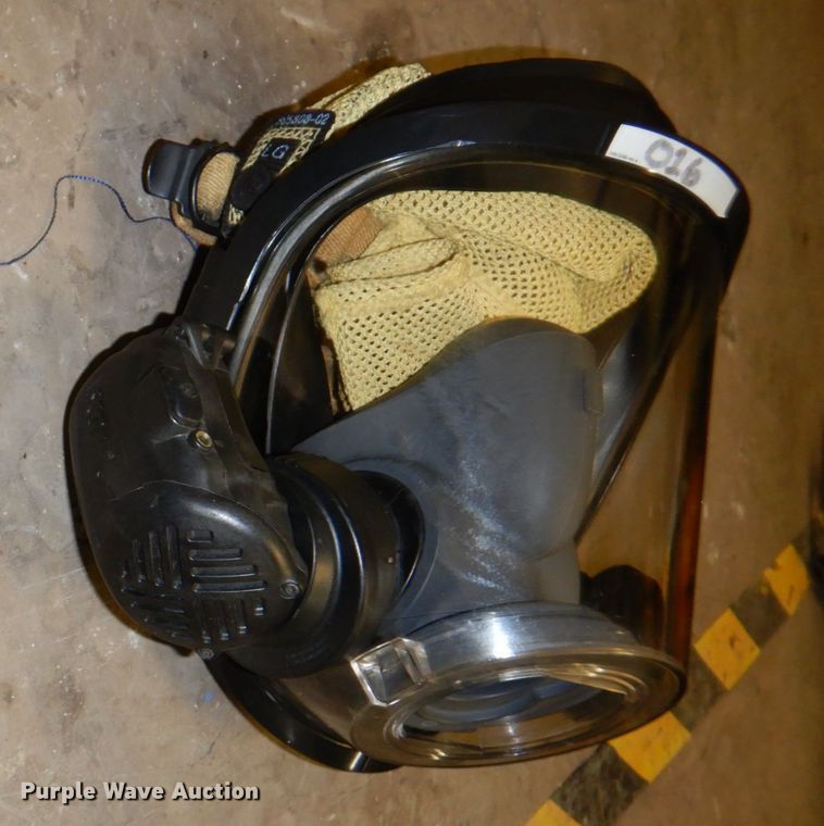 image for item JJ9311 (3) SCBA units