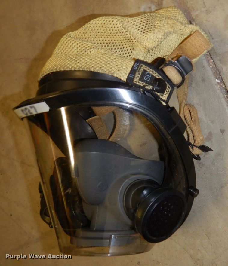 image for item JJ9312 (3) SCBA units