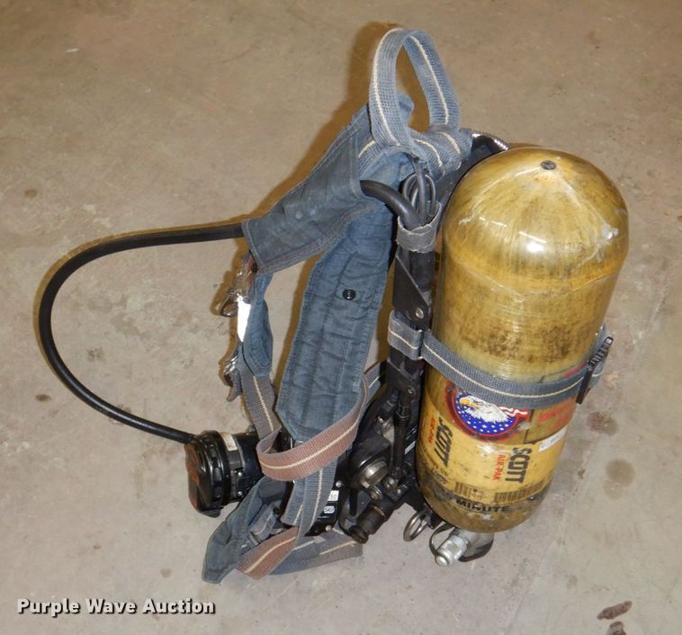 image for item JJ9312 (3) SCBA units