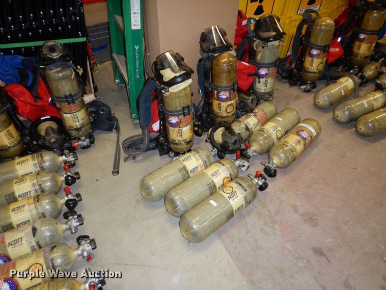 image for item JJ9313 (3) SCBA units