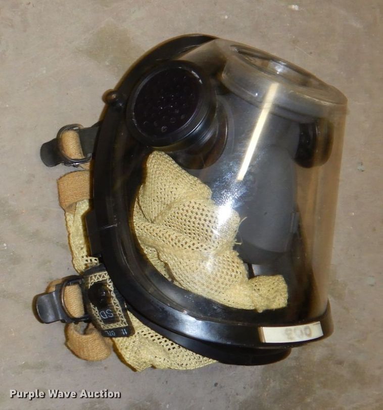 image for item JJ9313 (3) SCBA units