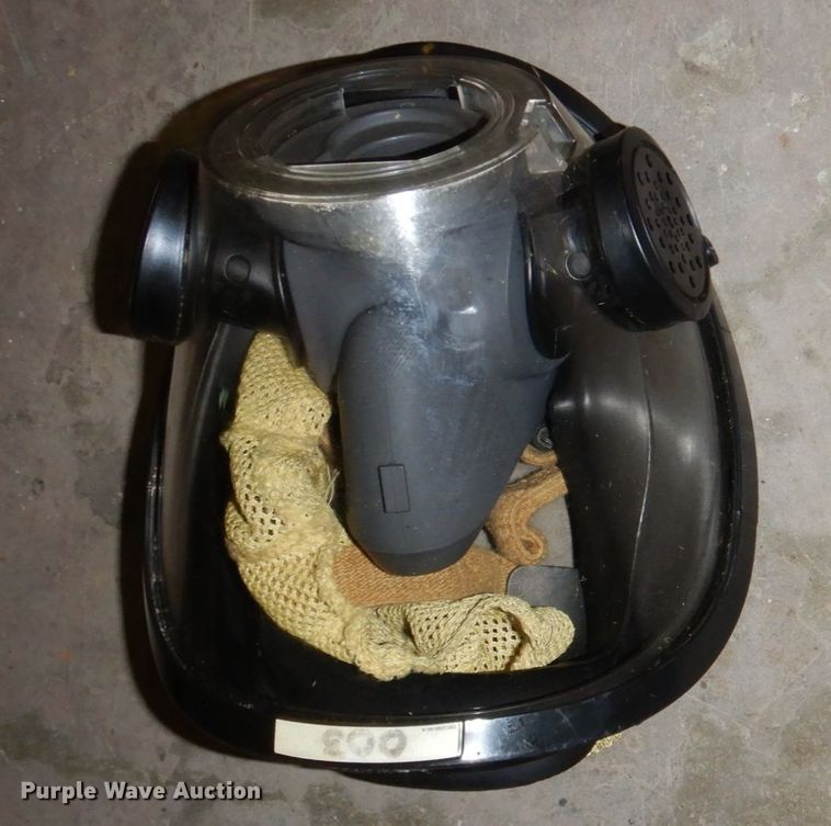 image for item JJ9313 (3) SCBA units