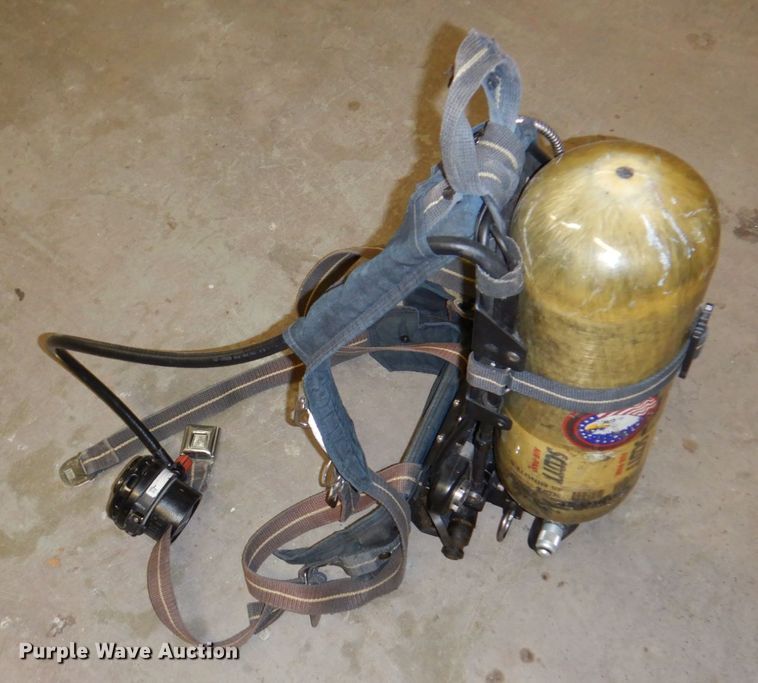 image for item JJ9313 (3) SCBA units