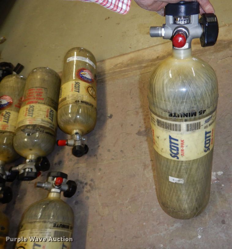 image for item JJ9314 (3) SCBA units