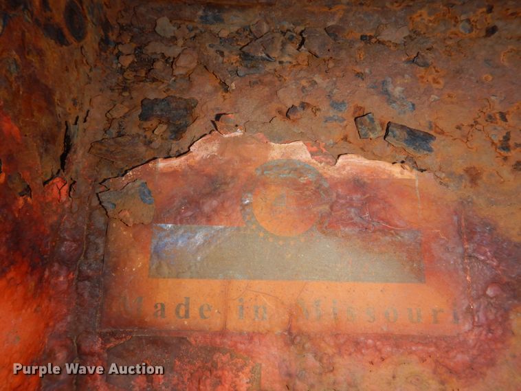 image for item JJ9338 Viking snow plow