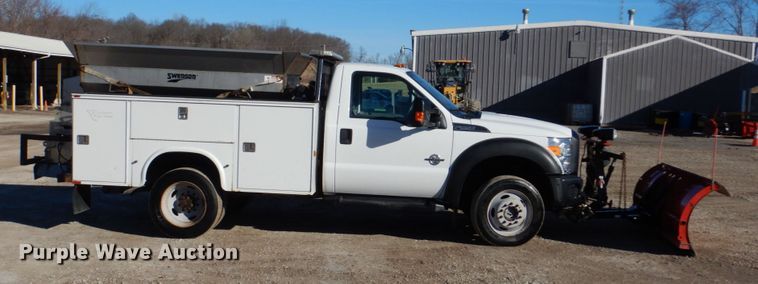 image for item JJ9341 2015 Ford F550 Super Duty  utility / service truck