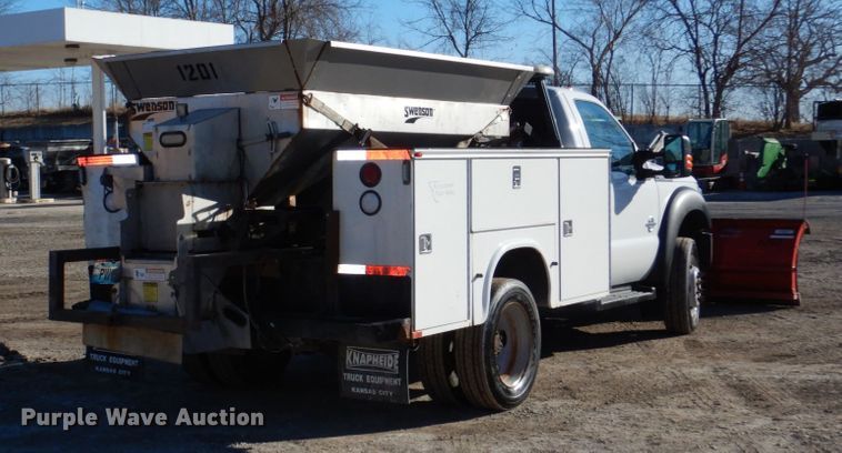 image for item JJ9341 2015 Ford F550 Super Duty  utility / service truck