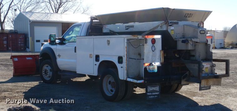 image for item JJ9341 2015 Ford F550 Super Duty  utility / service truck