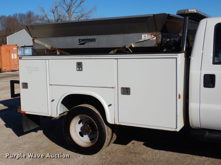 image for item JJ9341 2015 Ford F550 Super Duty  utility / service truck