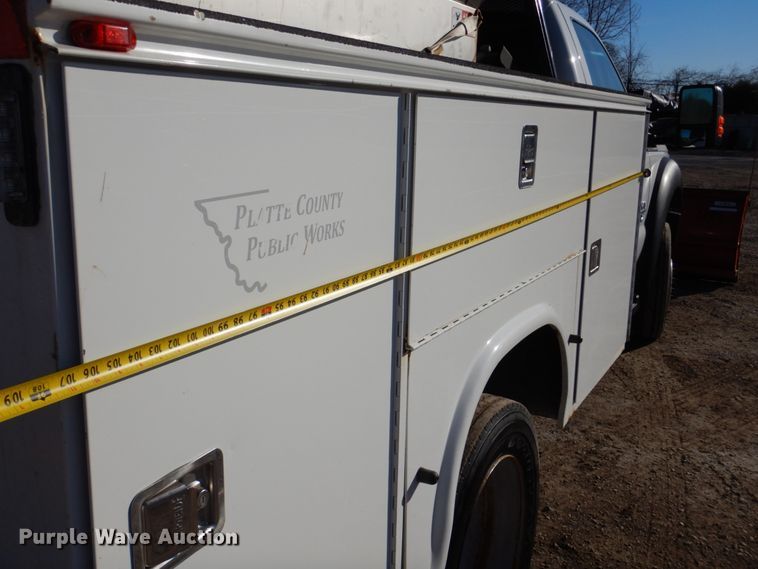 image for item JJ9341 2015 Ford F550 Super Duty  utility / service truck