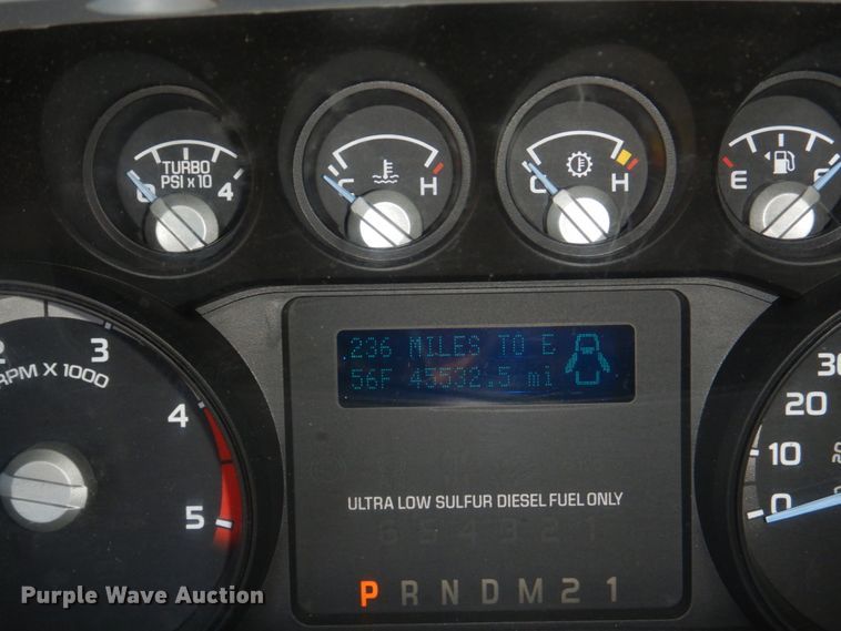 image for item JJ9341 2015 Ford F550 Super Duty  utility / service truck