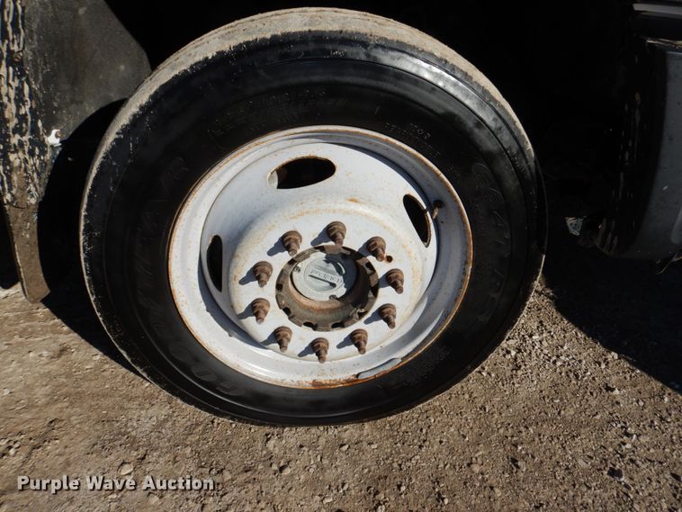 image for item JJ9341 2015 Ford F550 Super Duty  utility / service truck