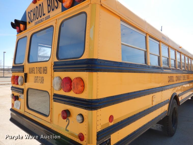 image for item JK9548 2004 Freightliner FS65  school bus