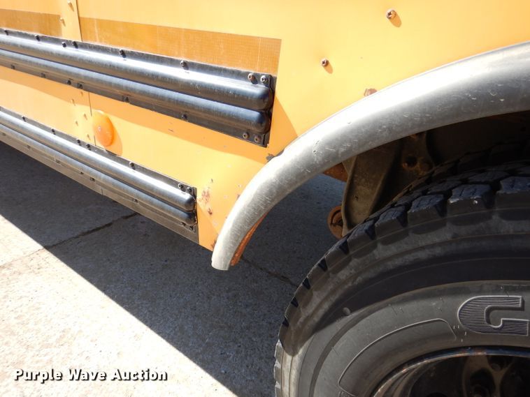 image for item JK9548 2004 Freightliner FS65  school bus