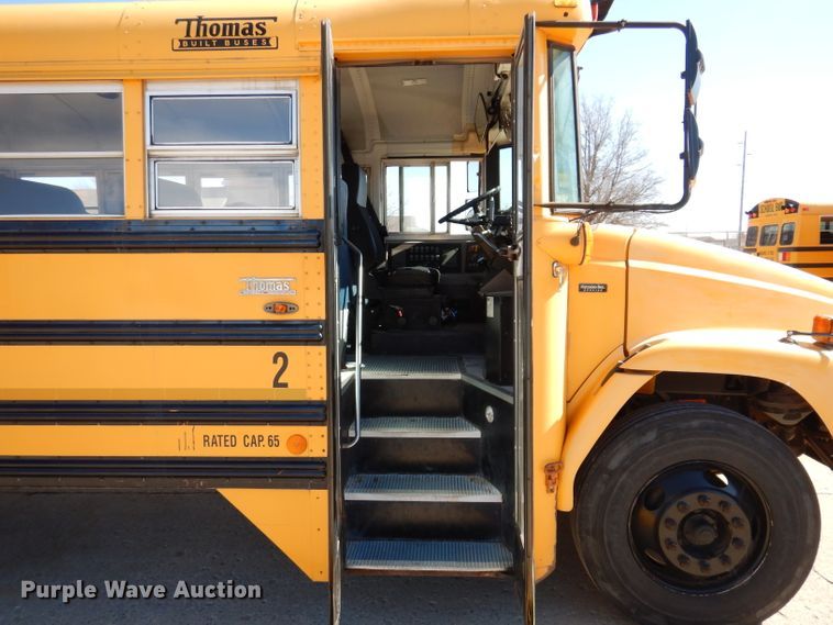 image for item JK9548 2004 Freightliner FS65  school bus