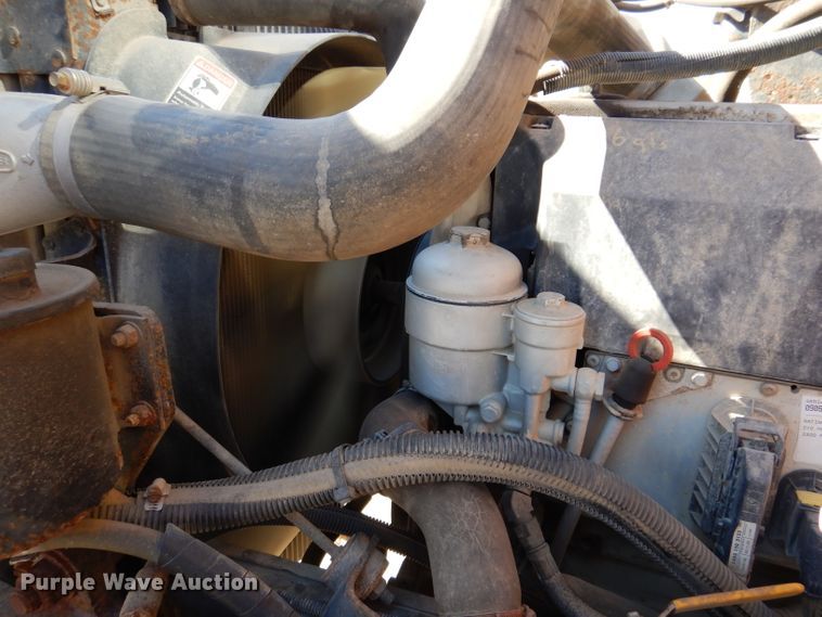 image for item JK9548 2004 Freightliner FS65  school bus