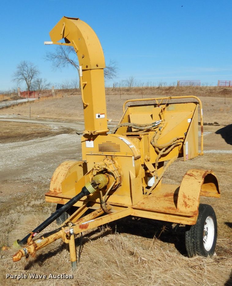 image for item JK9771 1994 Vermeer BC606  wood chipper
