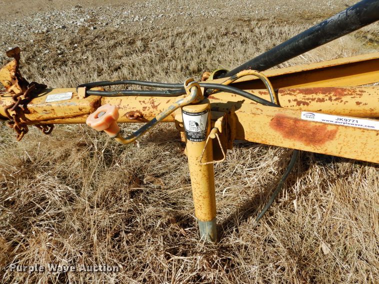 image for item JK9771 1994 Vermeer BC606  wood chipper