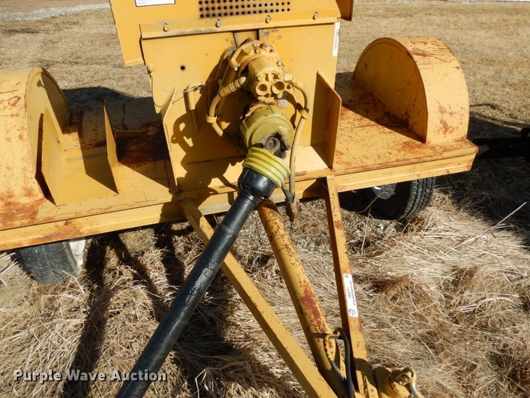 image for item JK9771 1994 Vermeer BC606  wood chipper