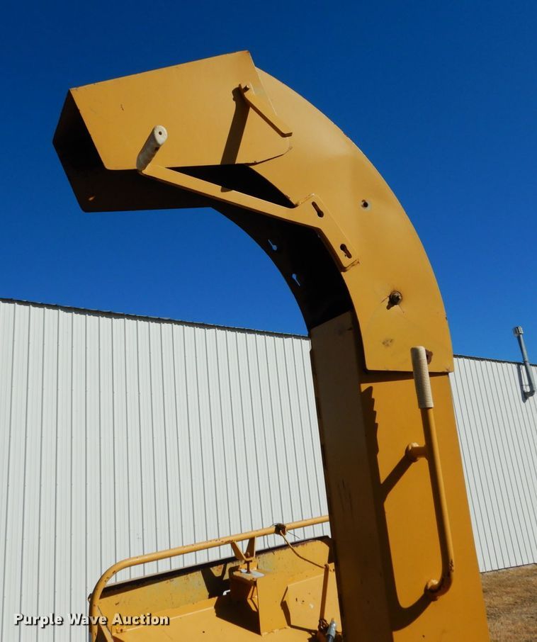 image for item JK9771 1994 Vermeer BC606  wood chipper