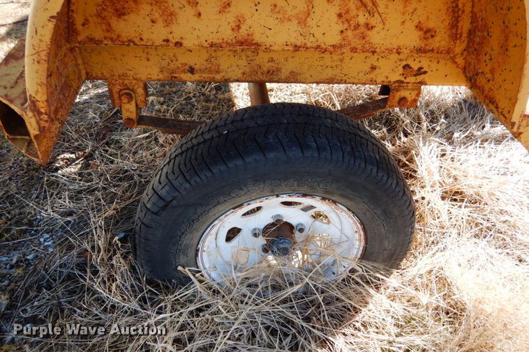 image for item JK9771 1994 Vermeer BC606  wood chipper