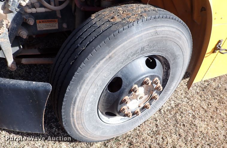 image for item JO9743 2009 Freightliner B2 Thomas Built  school bus