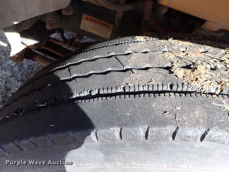 image for item JO9743 2009 Freightliner B2 Thomas Built  school bus