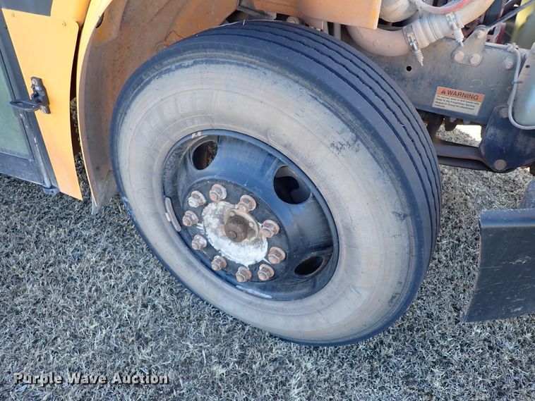 image for item JO9744 2009 Freightliner B2 Thomas Built  school bus