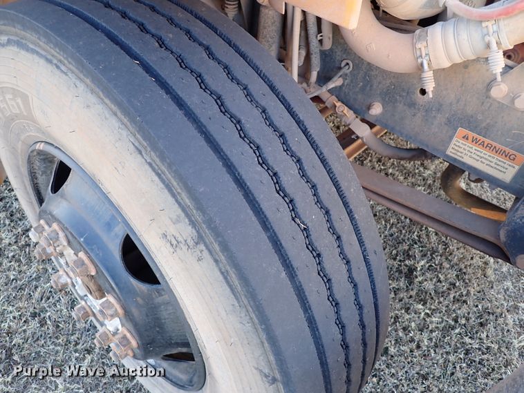 image for item JO9744 2009 Freightliner B2 Thomas Built  school bus