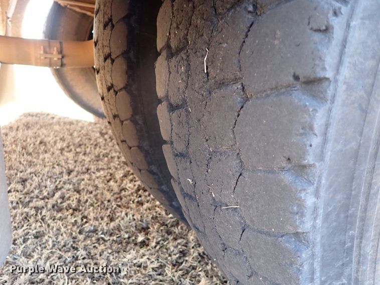 image for item JO9744 2009 Freightliner B2 Thomas Built  school bus