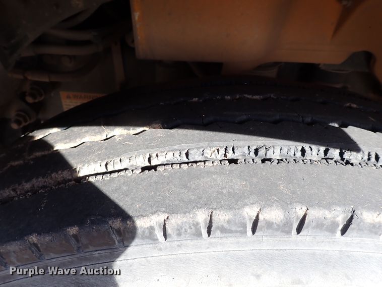 image for item JO9745 2009 Freightliner B2 Thomas Built  school bus