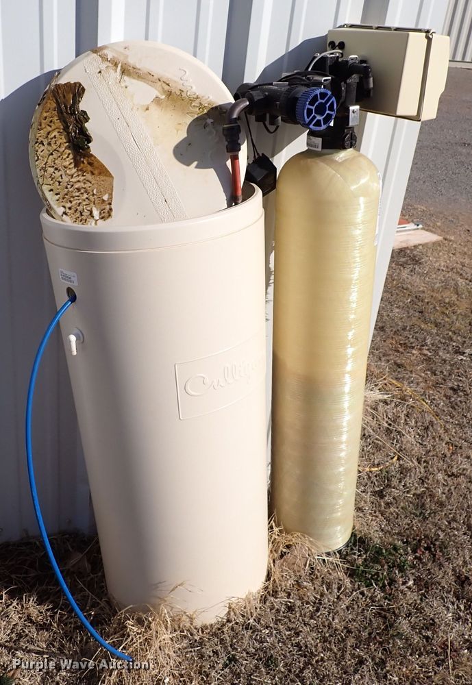 image for item JO9748 Culligan water softener system