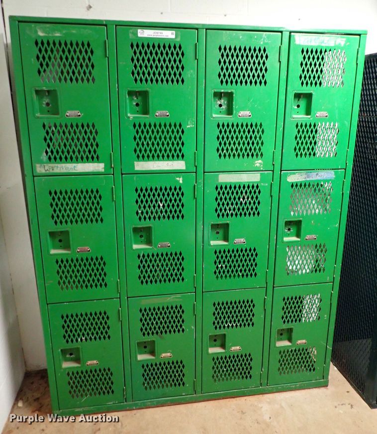 image for item JO9749 Lockers